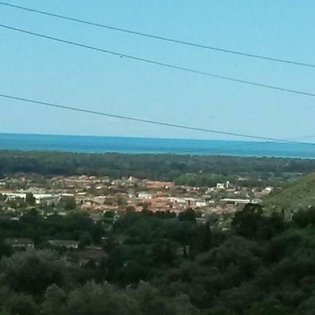 Il Colle Di Abramo Casa Vacanze Enrica Пьетразанта Экстерьер фото